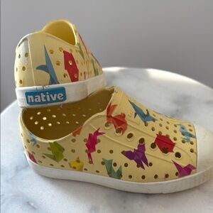 Native Kids Shoes - Yellow with Multicolor Origami Design